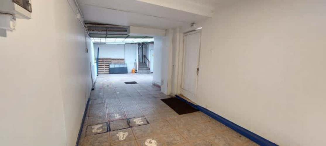 OFICINA 130M2 3P 2B 2E CALLE COCHRANE AL LLEGAR A SERRANO