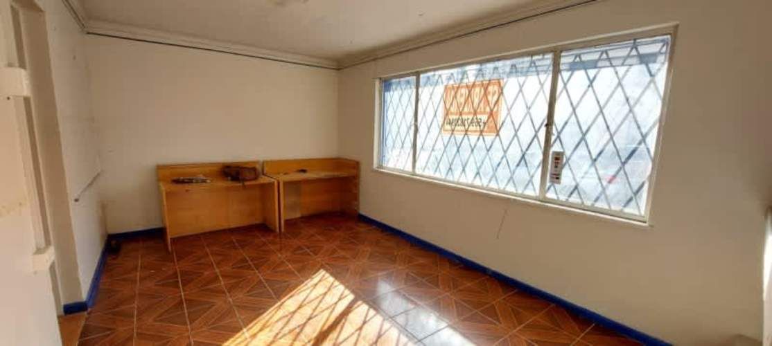 OFICINA 130M2 3P 2B 2E CALLE COCHRANE AL LLEGAR A SERRANO