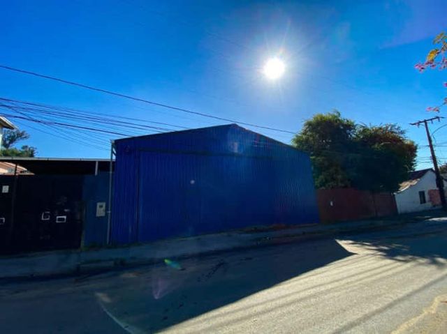 GALPÓN 210M2 CALLE CAMILO HENRÍQUEZ