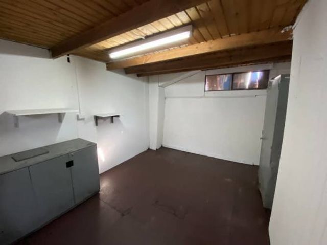 GALPÓN 210M2 CALLE CAMILO HENRÍQUEZ