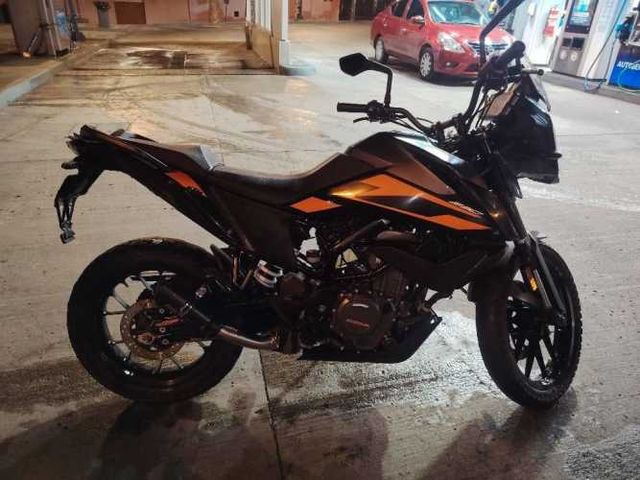 Se vende KTM 250 adventure