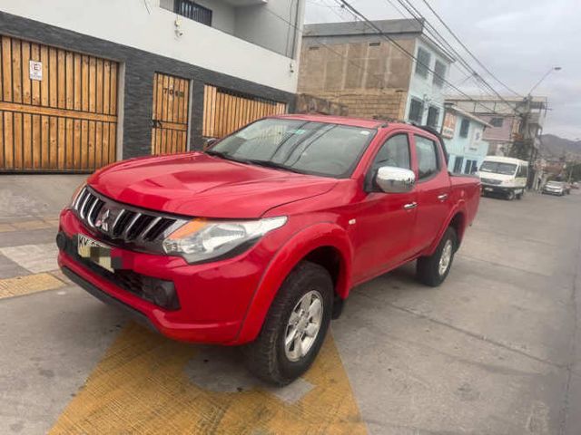 MITSUBISHI L200 4X4 DIESEL 2.4 AÑO 2018