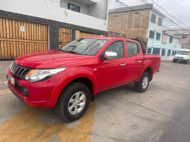 MITSUBISHI L200 4X4 DIESEL 2.4 AÑO 2018