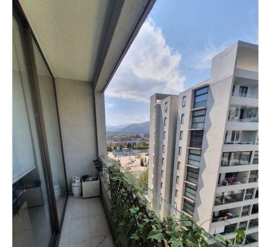 Departamento en arriendo c/ estacionamiento en Mall Sport