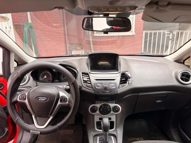 Ford Fiesta 2019 SE 1.6 Automático - Impecable