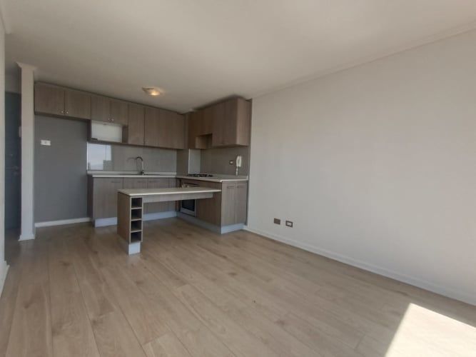 SE ARRIENDA DEPTO. DE 2D1B CON ESTACIONAMIENTO EN LA CISTERNA