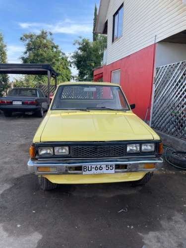 Camioneta Nissa 1989 (pick up 1800 corta)