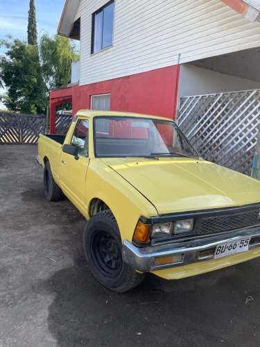 Camioneta Nissa 1989 (pick up 1800 corta)