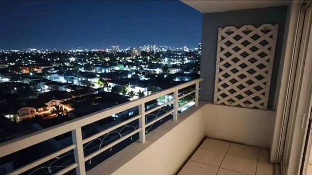 Depto. 2 piezas, 1 baño, con balcón, bodega y estacionamiento