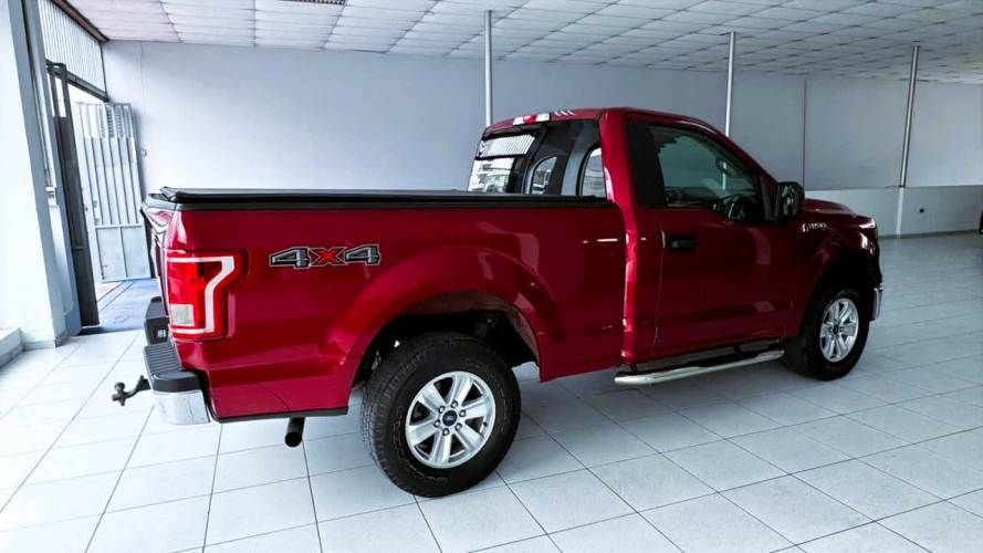 Ford F-150 Cabina Simple 4x4 2017