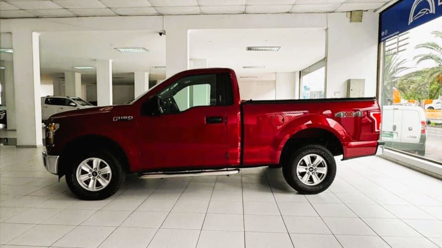 Ford F-150 Cabina Simple 4x4 2017