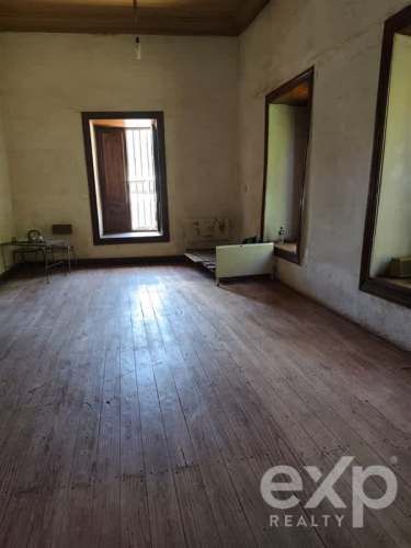 CASA esquina tabolango