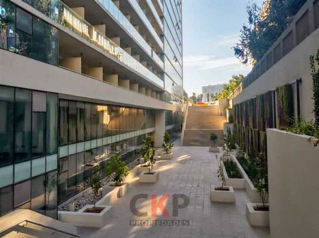 OFICINA Av. Kennedy / Estoril