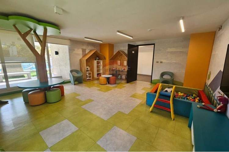 Maravilloso! 2dorm + est +bod, metro plaza egaña