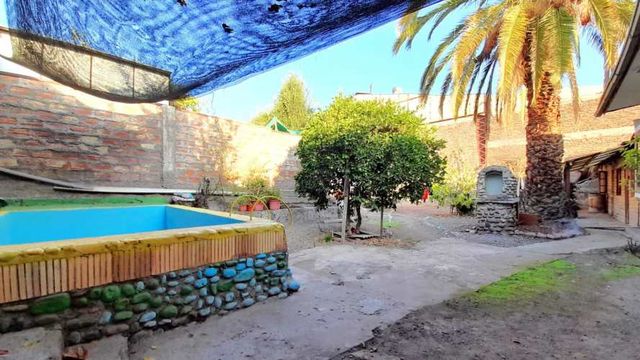 Buenísima Ubicación - J. J. Pérez - Samuel Izquierdo - Autopistas