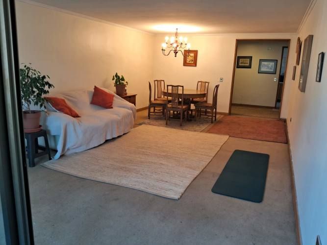 PIEZA GRANDE CON BAÑO PRIVADO