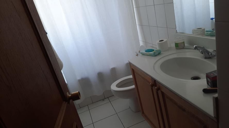 PIEZA GRANDE CON BAÑO PRIVADO