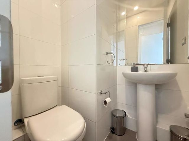 OFICINA LUMINOSA 2 ESTACIONAMIENTOS (134491)