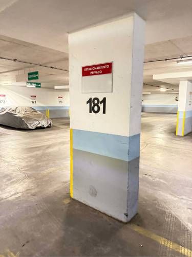 OFICINA LUMINOSA 2 ESTACIONAMIENTOS (134491)