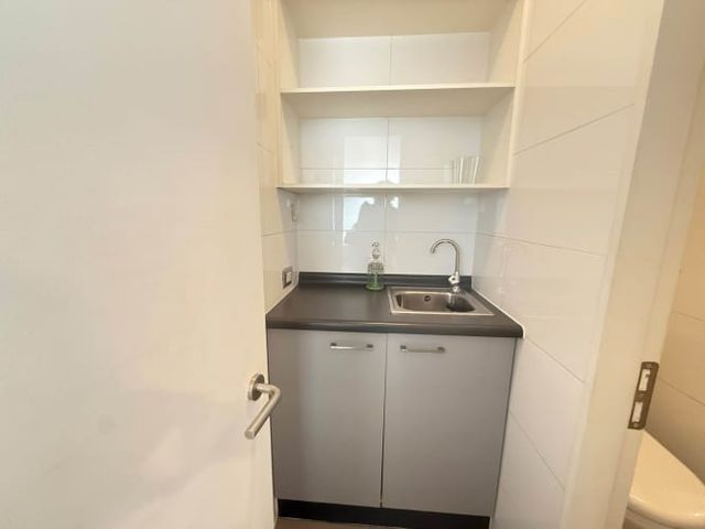 OFICINA LUMINOSA 2 ESTACIONAMIENTOS (134491)