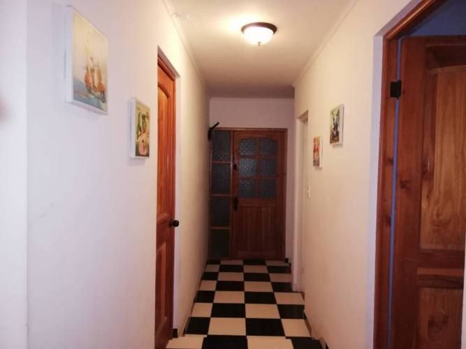 Se arrienda pieza a mujer