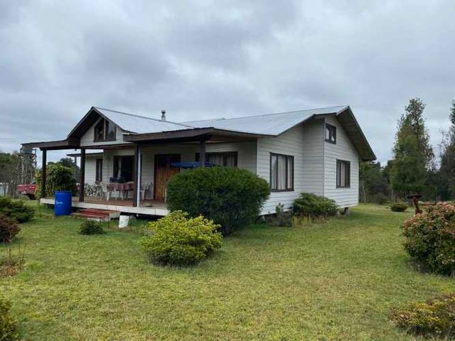 Terreno agricola con casa