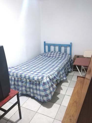 Arriendo de pieza Plaza Maipú