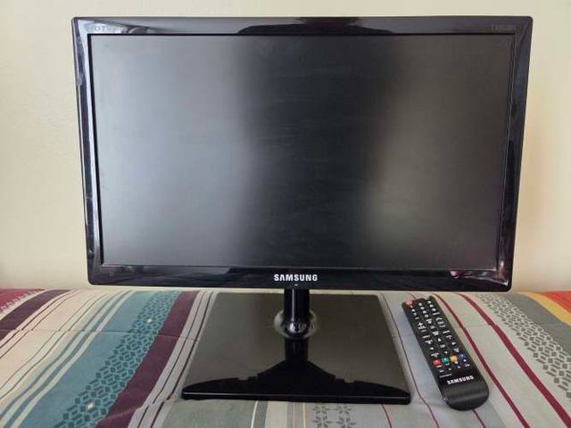 TV SAMSUNG 19" Led (usado en buen estado)