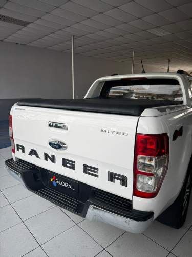 Ford New Ranger LTD 4X4 3.2 Automática 2022
