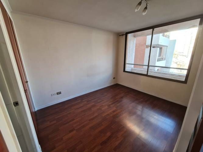 En impeclable estado, gastos comunes bajos.