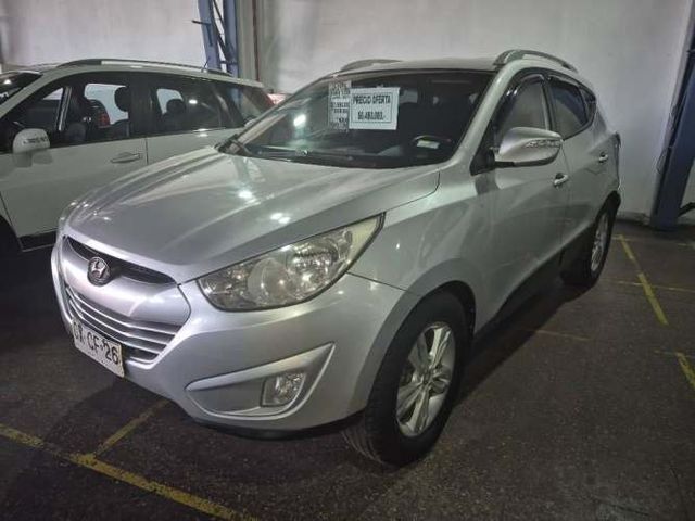 HYUNDAI TUCSON DIÉSEL 4X4 FULL CAJA SEXTA 2011