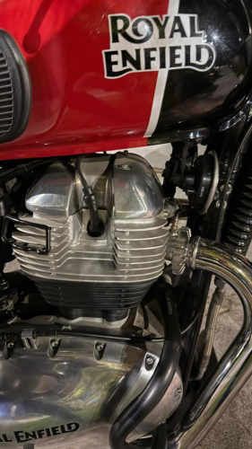 MOTO ROYAL ENFIELD