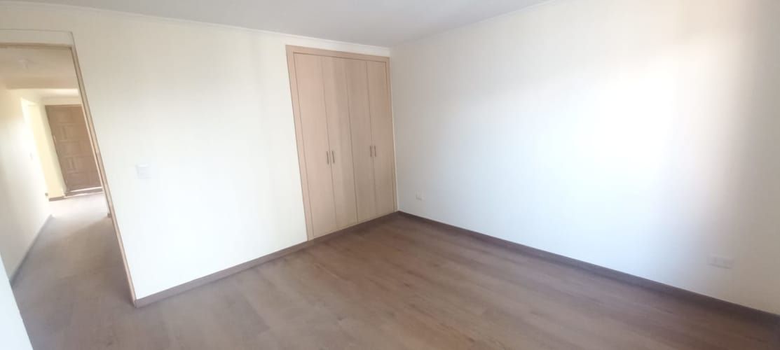 HERMOSA CASA CON GRAN PLUSVALIA Y AMPLIO ANTE JARDIN