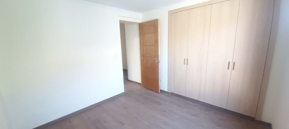 HERMOSA CASA CON GRAN PLUSVALIA Y AMPLIO ANTE JARDIN