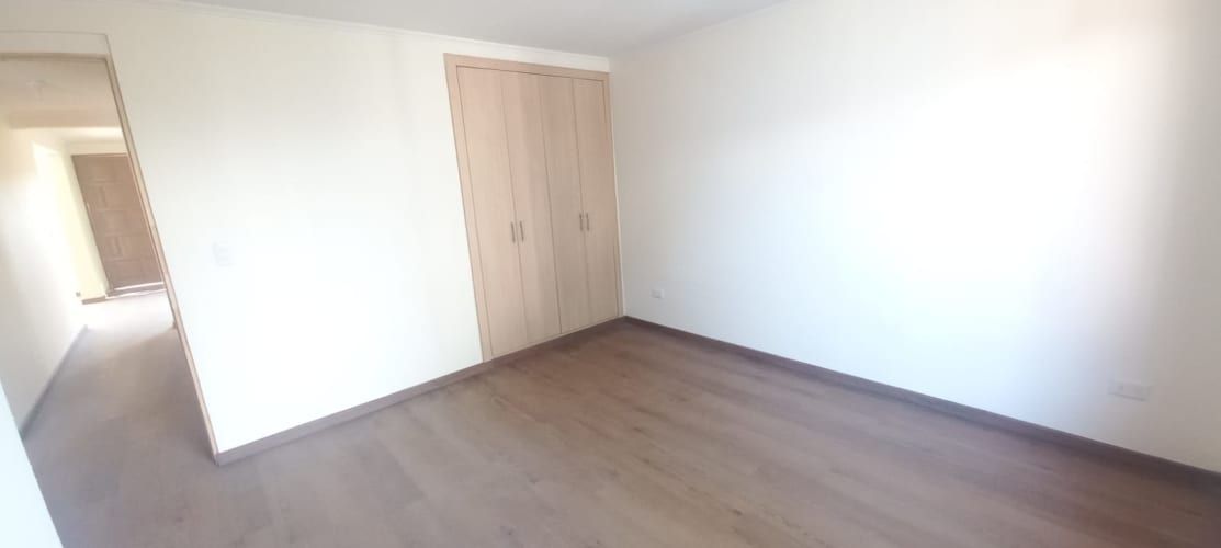 HERMOSA CASA CON GRAN PLUSVALIA Y AMPLIO ANTE JARDIN