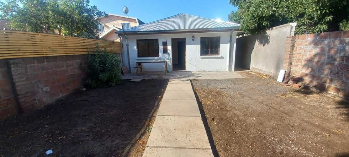 HERMOSA CASA CON GRAN PLUSVALIA Y AMPLIO ANTE JARDIN