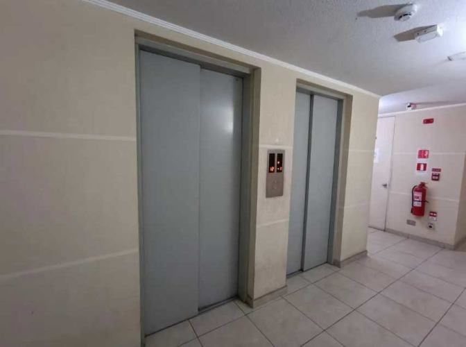 Excelente Depto 2D y terraza - Metro Almagro (134621)