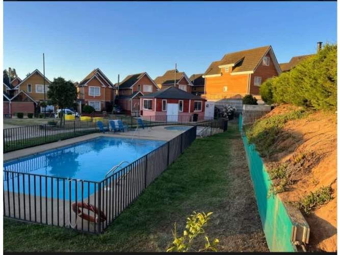 CURAUMA - CASA CONDOMINIO ALTO LAGUNA - 3D 3B 1E