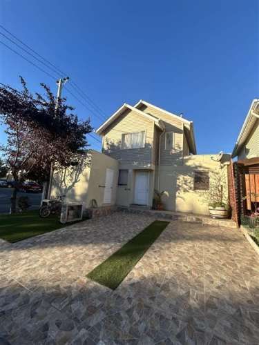 CASA Avenida Víctor Troncoso Muñoz