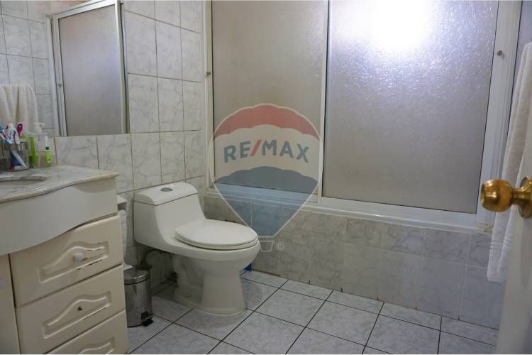 Amplia y luminosa casa en la cisterna