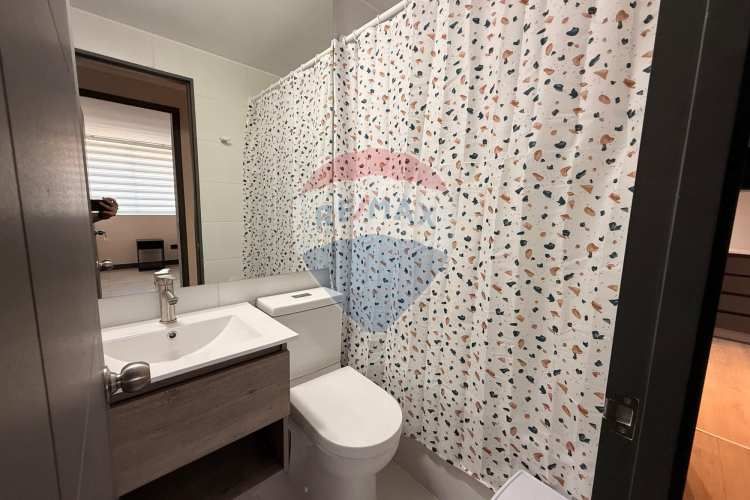 "moderno depto. amoblado en ñuñoa con piscina"