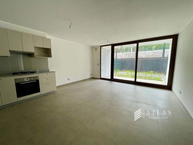 ESPECTACULAR ARRIENDO 2D CON PATIO PRIVADO - A MINUTOS DE MALL TOBALABA