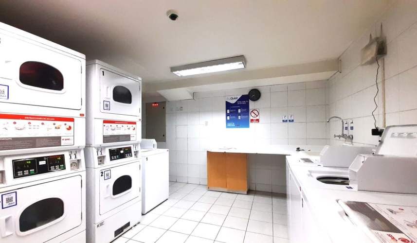 Metro Parque Almagro - Hermosa Vista al Parque - San Diego con Santa Isabel