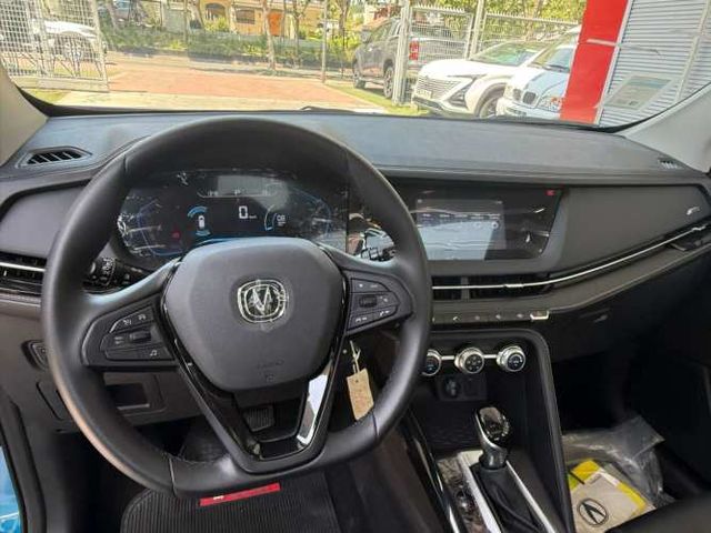 CHANGAN CS15 ELITE AT AZUL AÑO 2024