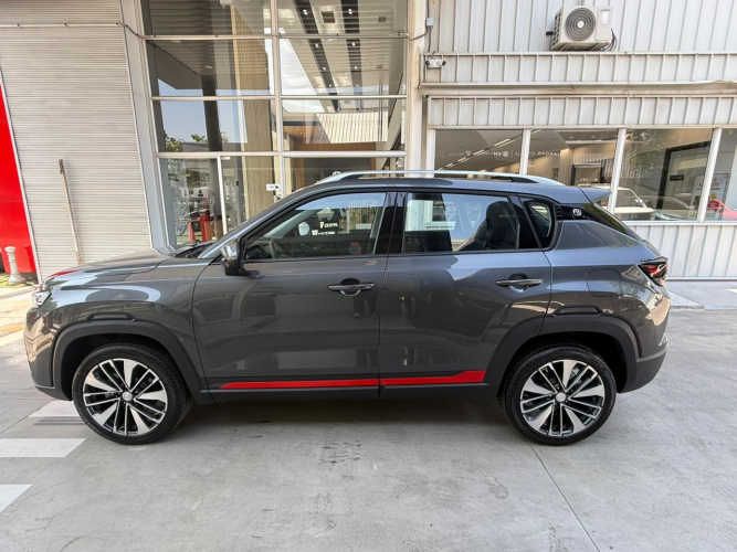 CHANGAN CS35 ELITE AT GRIS AÑO 2024