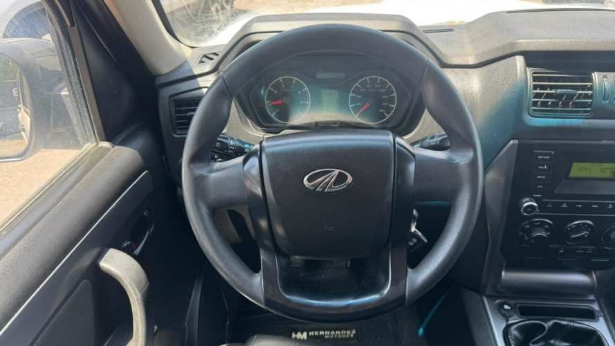 Mahindra Pik Up Refresh DC 4X2 MT Dcab CRDE 4P 2.2 Work (2023)