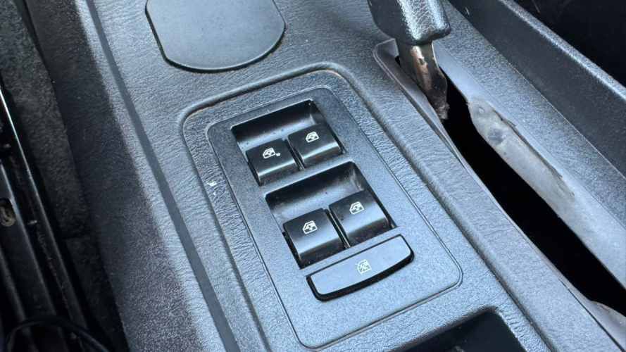 Mahindra Pik Up Refresh DC 4X2 MT Dcab CRDE 4P 2.2 Work (2023)