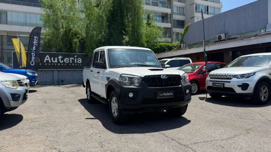 Mahindra Pik Up Refresh DC 4X2 MT Dcab CRDE 4P 2.2 Work (2023)