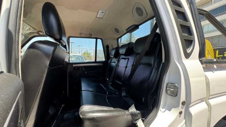 Mahindra Pik Up Refresh DC 4X2 MT Dcab CRDE 4P 2.2 Work (2023)