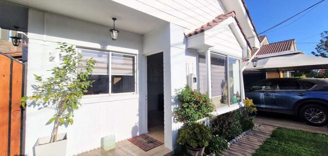 En arriendo, casa de dos pisos en Villa Terracruz, paradero 14,5, La Cruz. $690.000